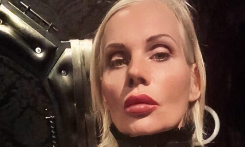 mistress-helen-bates-–-latex-–-dominas-in-bochum