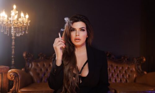 lady-markazi-–-domina-und-mistress-im-dominastudio-domizil-der-graefin